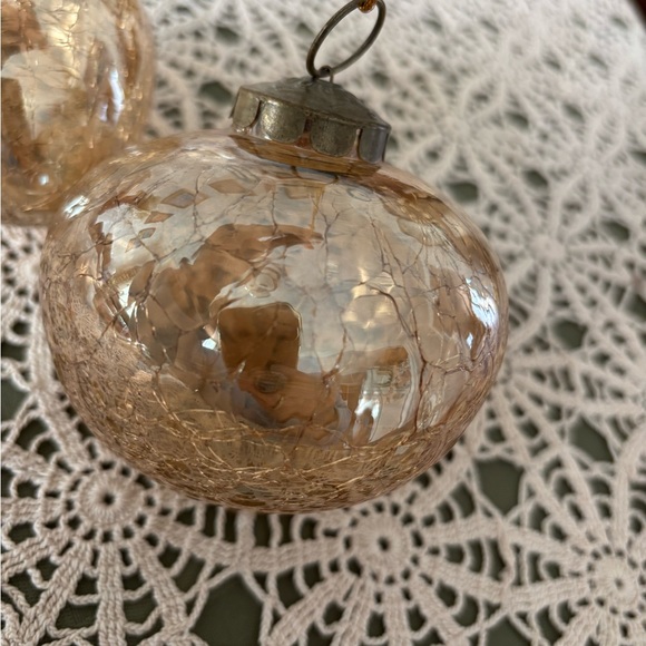 2 Kugel style crackled glass amber /gold glass ornaments. Heavy. Preloved 3.5” - Picture 8 of 11
